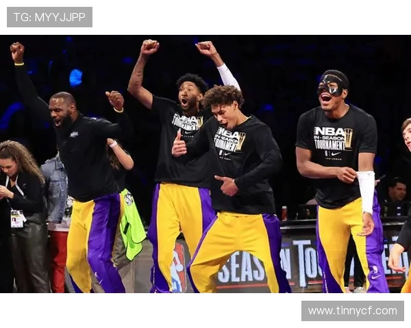 鹈鹕鏖战勇士激烈对攻新星崛起老将争锋上演西部巅峰较量